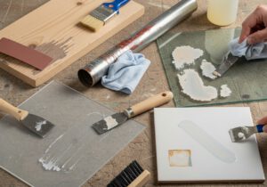 Lack entfernen von Holz, Metall & Kunststoff